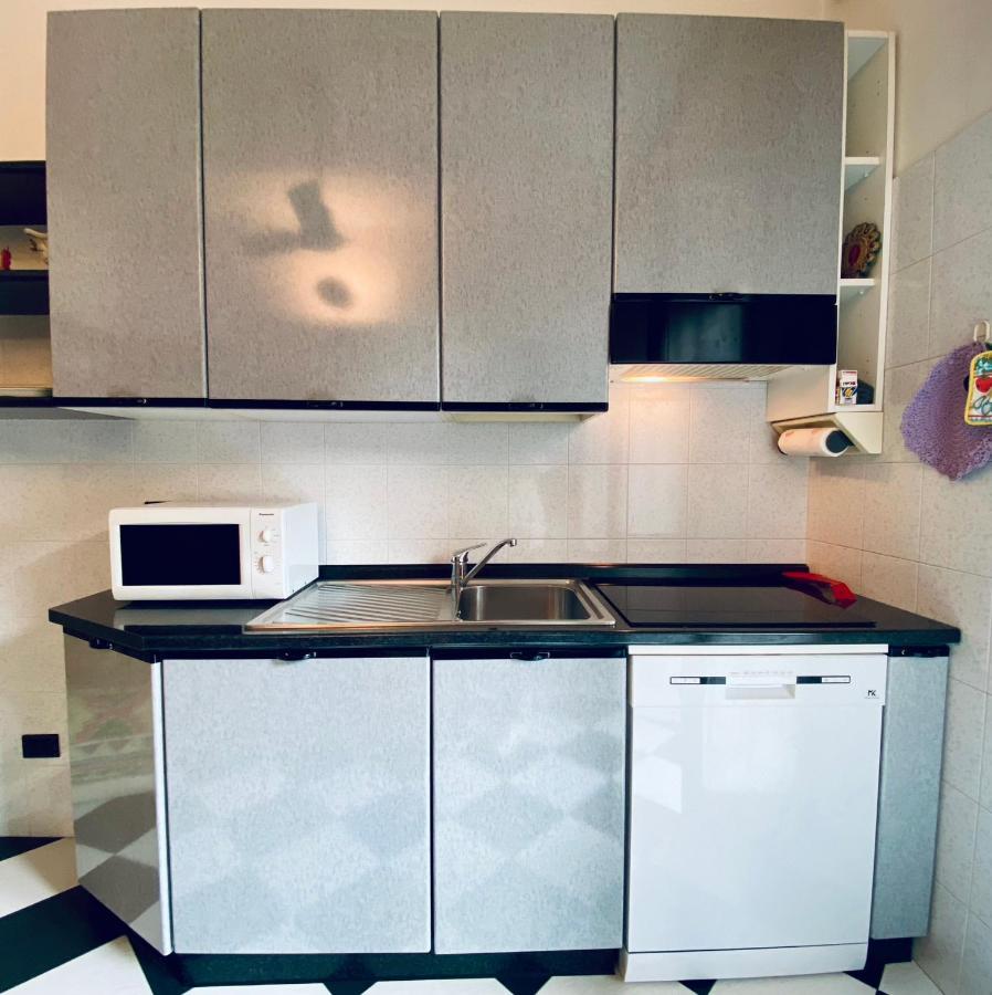 Hostdomus - Bilocale Sul Borgo Daire Finale Ligure Dış mekan fotoğraf