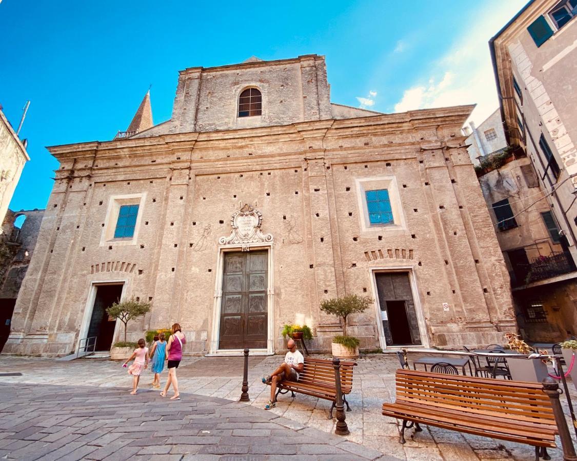 Hostdomus - Bilocale Sul Borgo Daire Finale Ligure Dış mekan fotoğraf