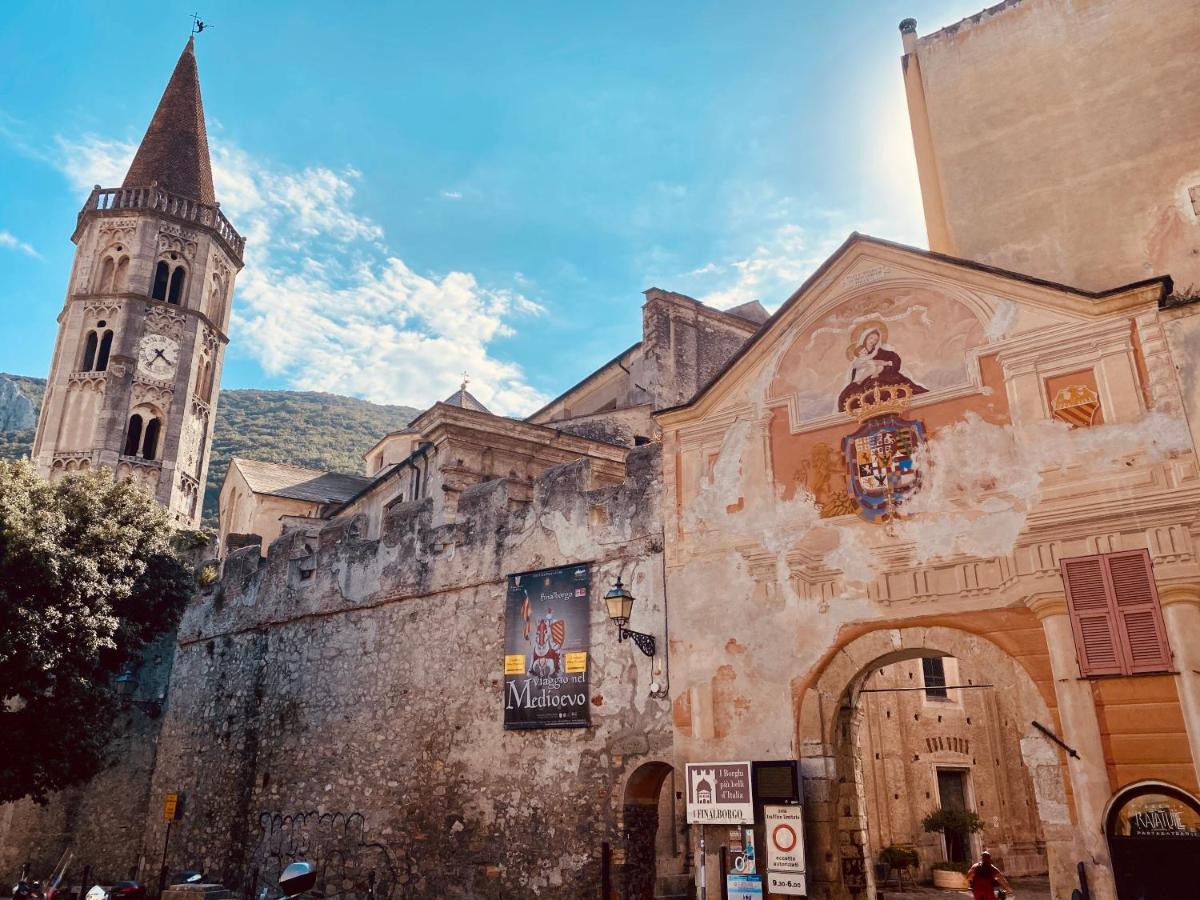 Hostdomus - Bilocale Sul Borgo Daire Finale Ligure Dış mekan fotoğraf